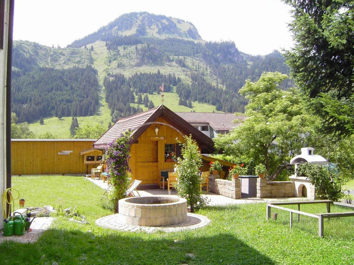 Wohlfuehl-Ferienwohnungen Schneider Bad Hindelang Zewnętrze zdjęcie